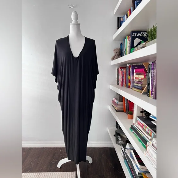 Barefoot Dreams Luxe Milk jersey kaftan black - Picture 1 of 16